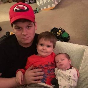 Meet your Posher, Dylan